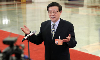 國務院發展研究中心主任接受采訪