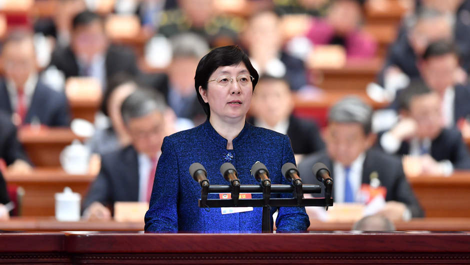 農工黨中央副主席,國家藥品監(jiān)督管理局局長 焦紅