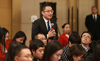 中央電視臺(tái)記者提問