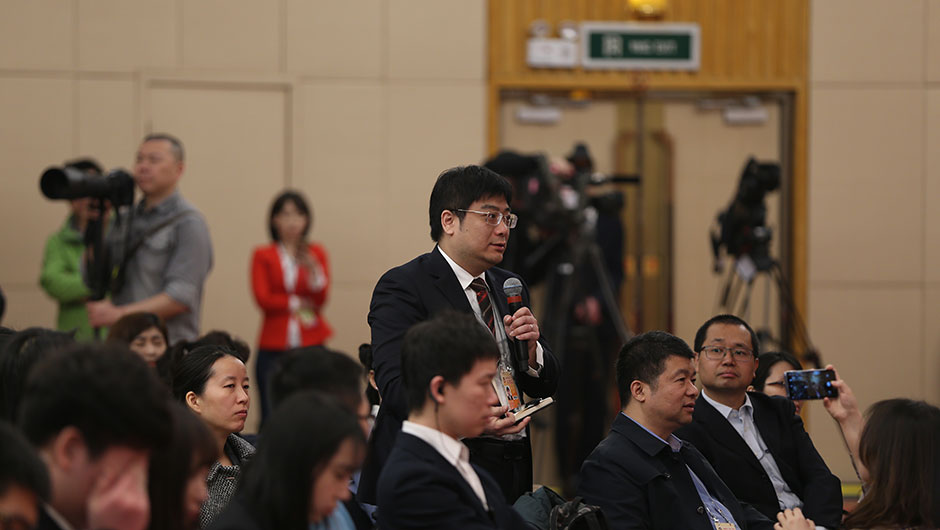 政協頭條記者提問