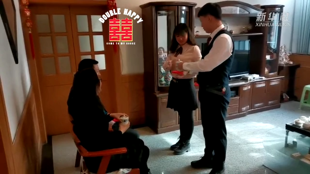 一場一分鐘的婚禮，深情不止“億”點點