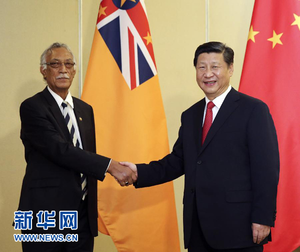 11月22日，國家主席習近平在斐濟楠迪會見紐?？偫硭Ｐ氯A社記者姚大偉攝 