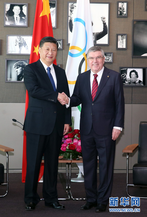 1月18日,國家主席習近平在瑞士洛桑國際奧林匹克博物館會見國際奧林匹克委員會主席巴赫。 新華社記者 姚大偉 攝 1月18日,國家主席習近平在瑞士洛桑國際奧林匹克博物館會見國際奧林匹克委員會主席巴赫。 新華社記者 姚大偉 攝
