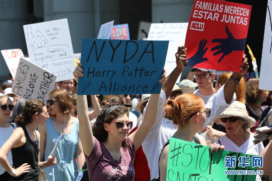 （國際）（4）美國多地舉行反對移民執法政策抗議活動