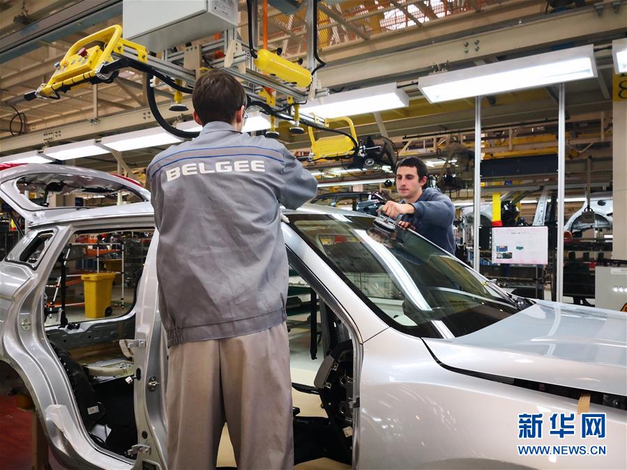 (國際·圖文互動)(1)從為國人造車到幫助歐洲國家實現(xiàn)國產(chǎn)轎車夢——記白俄羅斯吉利汽車項目投產(chǎn)一周年