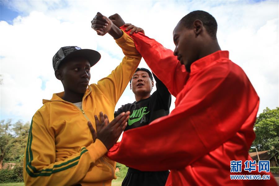 (國際·圖文互動)(5)通訊:攜手同行 繼往開來——記中肯建交55周年