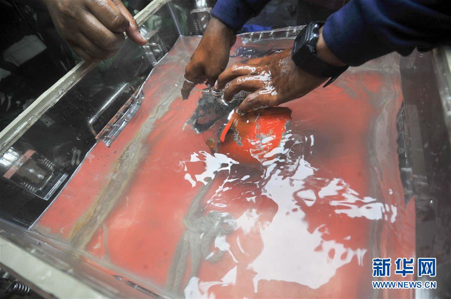 (國際)(5)印尼打撈起去年失事的獅航客機第二個黑匣子