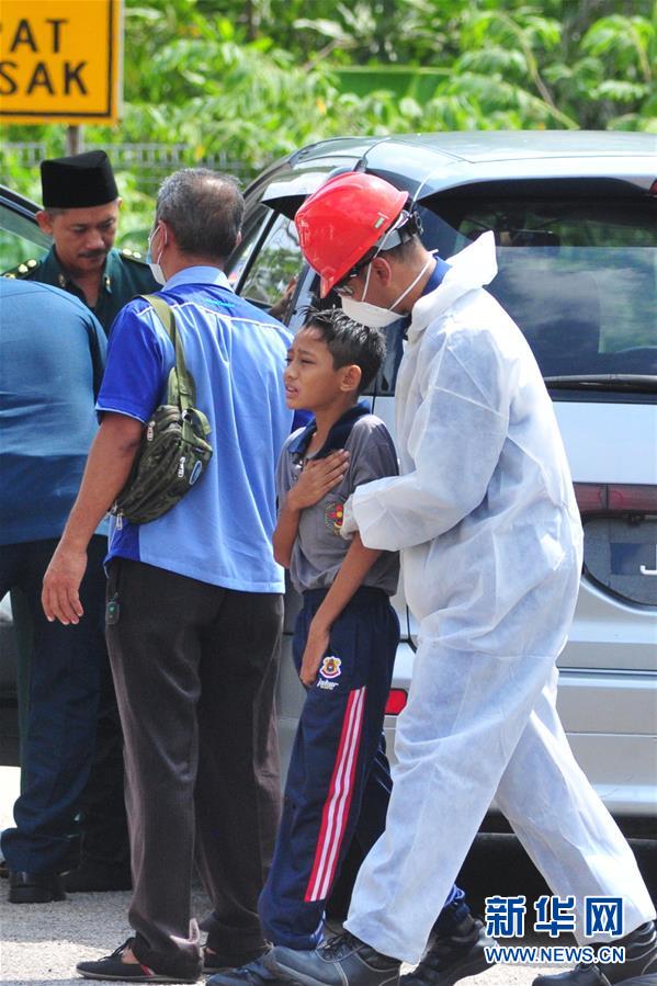 （國際）（2）馬來西亞因化學(xué)廢料污染停課學(xué)校增至111所