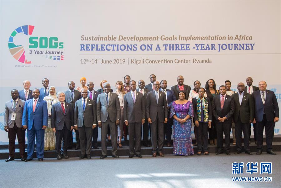 (國(guó)際)(3)盧旺達(dá)總統(tǒng)發(fā)布報(bào)告稱非洲實(shí)現(xiàn)可持續(xù)發(fā)展目標(biāo)面臨四大問(wèn)題