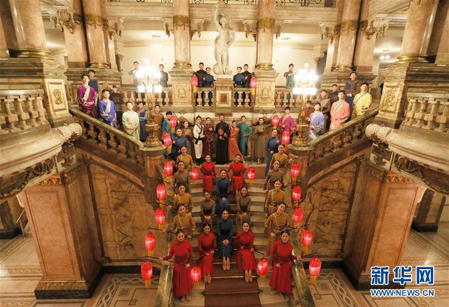 (新華全媒頭條·圖文互動)(8)特稿:全面提升中希合作交流水平 推動金磚峰會取得豐碩成果——寫在習(xí)近平主席對希臘進行國事訪問并赴巴西出席金磚國家領(lǐng)導(dǎo)人第十一次會晤之際