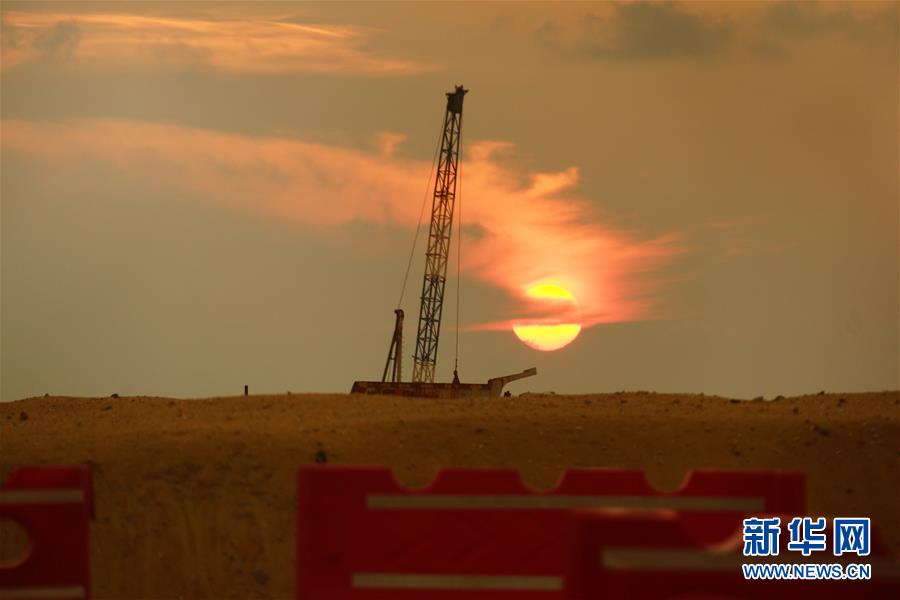 (國際·圖文互動)(1)通訊:“五年我們為斯里蘭卡造出一片新土地”——科倫坡港口城人的自豪與希冀
