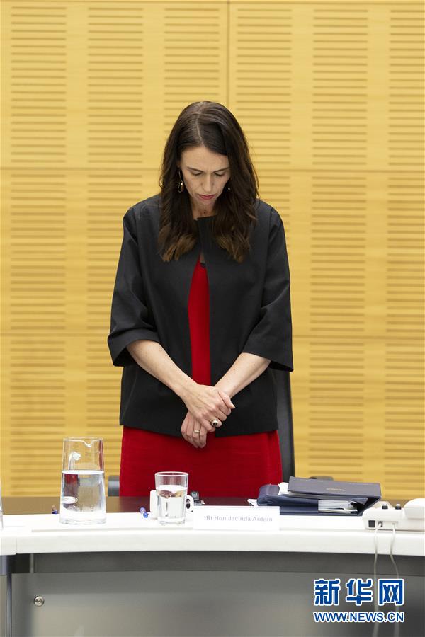 (國際)(1)新西蘭為懷特島火山噴發遇難者默哀