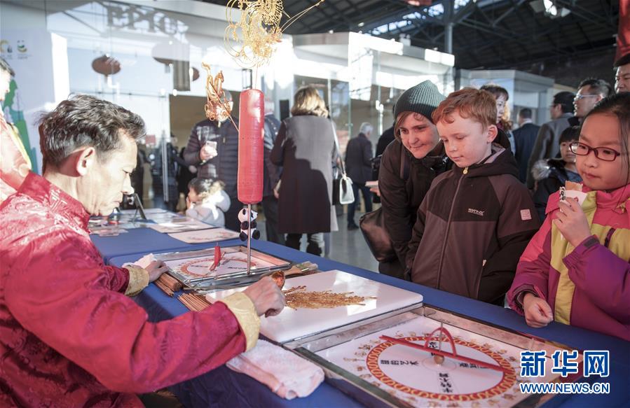 (國際·圖文互動)(2)歡樂春節“這里是成都”啟動儀式在都柏林舉行