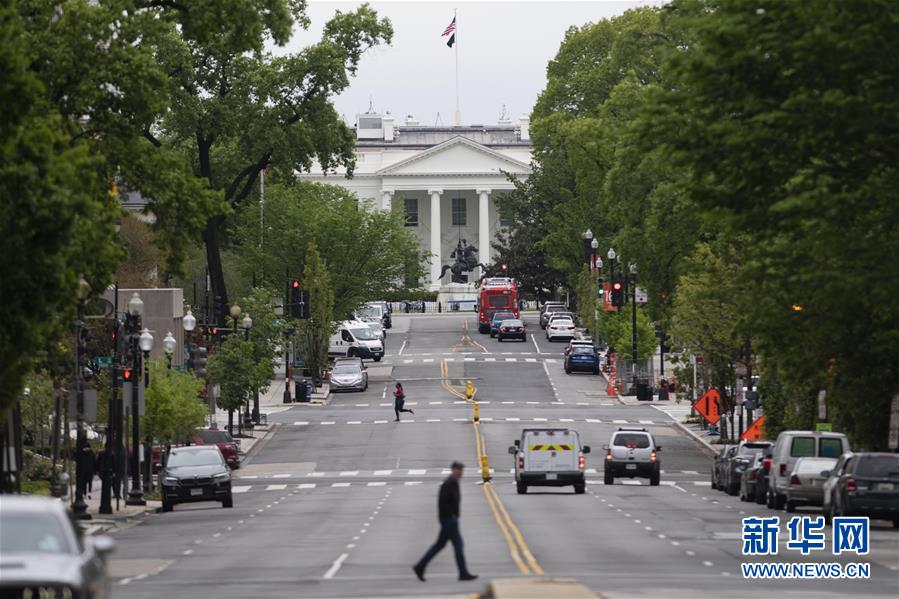 (國(guó)際)(1)特朗普簽署4840億美元援助法案應(yīng)對(duì)新冠疫情