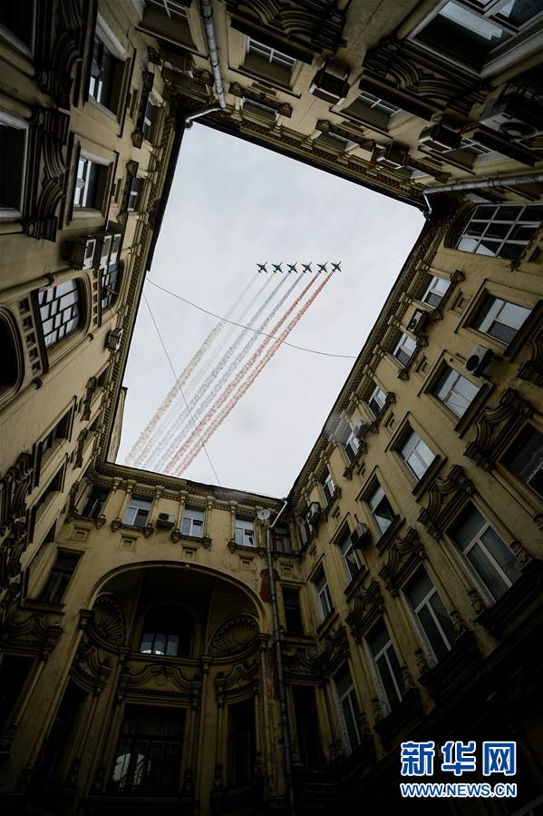 (國際)(6)俄羅斯舉行勝利日空中閱兵彩排