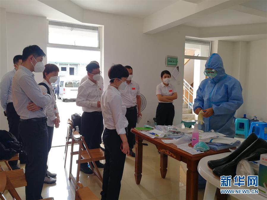 （國際疫情&middot;圖文互動）（3）中國醫療專家組為赤道幾內亞抗疫帶來&ldquo;希望之光&rdquo;