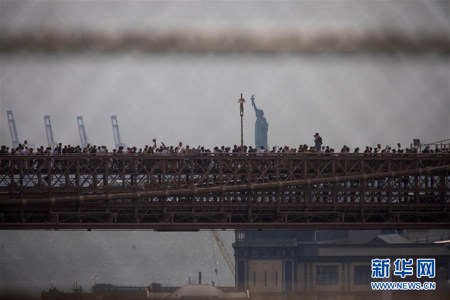 (國(guó)際)(5)美國(guó)民眾繼續(xù)舉行游行示威抗議種族歧視