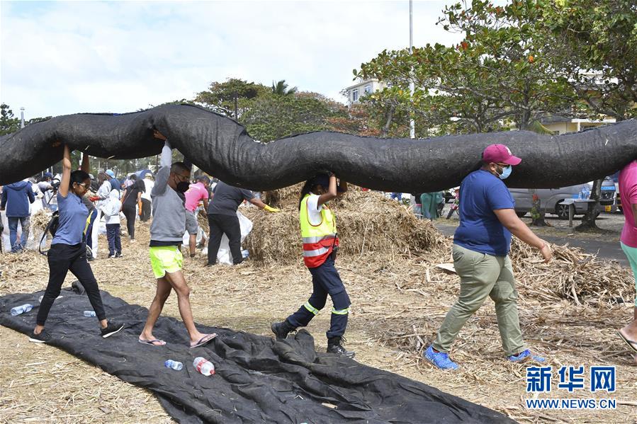 (國際)(6)毛里求斯總理稱擱淺貨船已停止漏油 但船體有進一步破裂風險