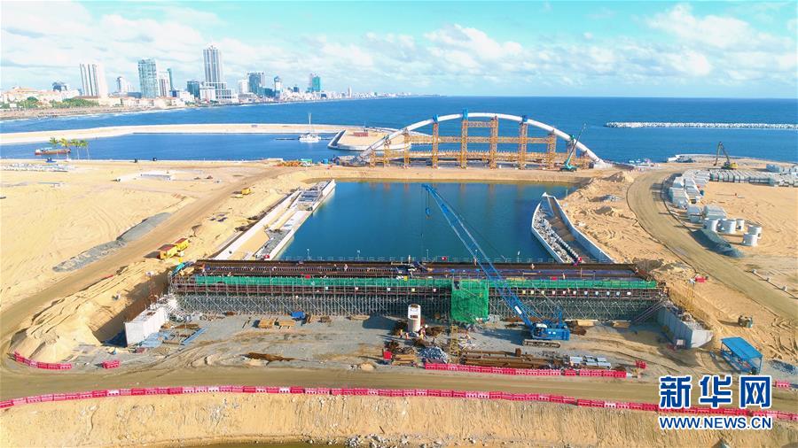 (國際)(4)斯里蘭卡總理點贊科倫坡港口城建設(shè)