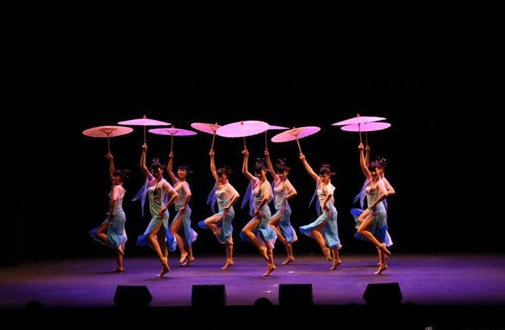 “歡樂春節(jié)”巡演走進塞浦路斯